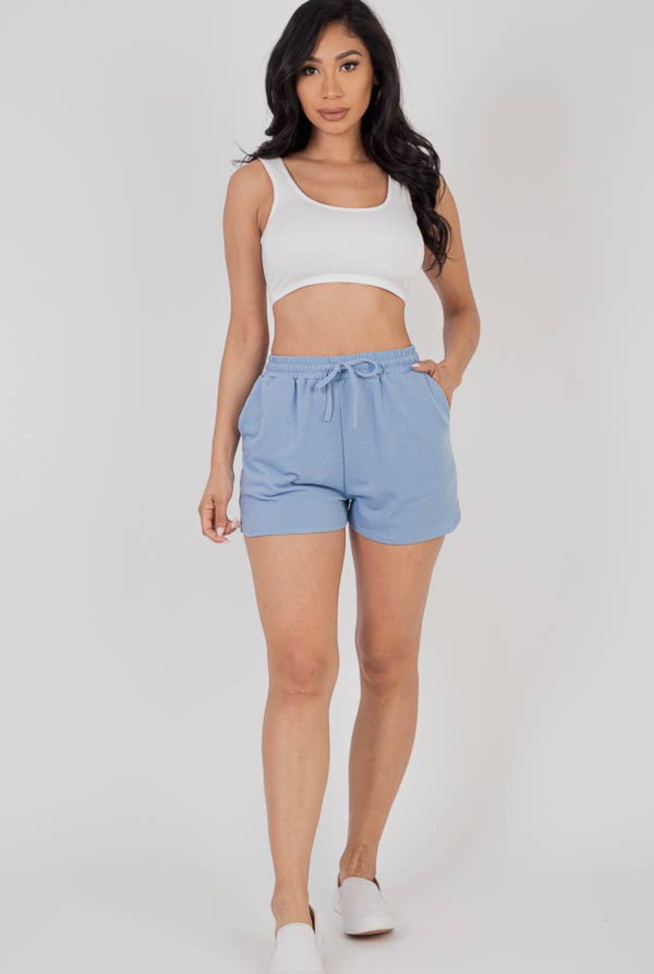 Not so Basic shorts (tan/powder blue)